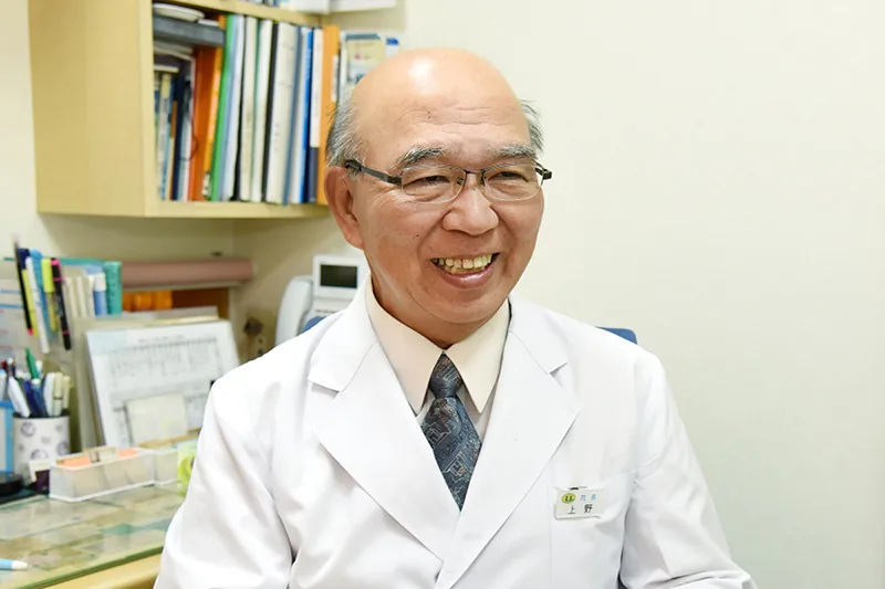 院長　上野 俊幸